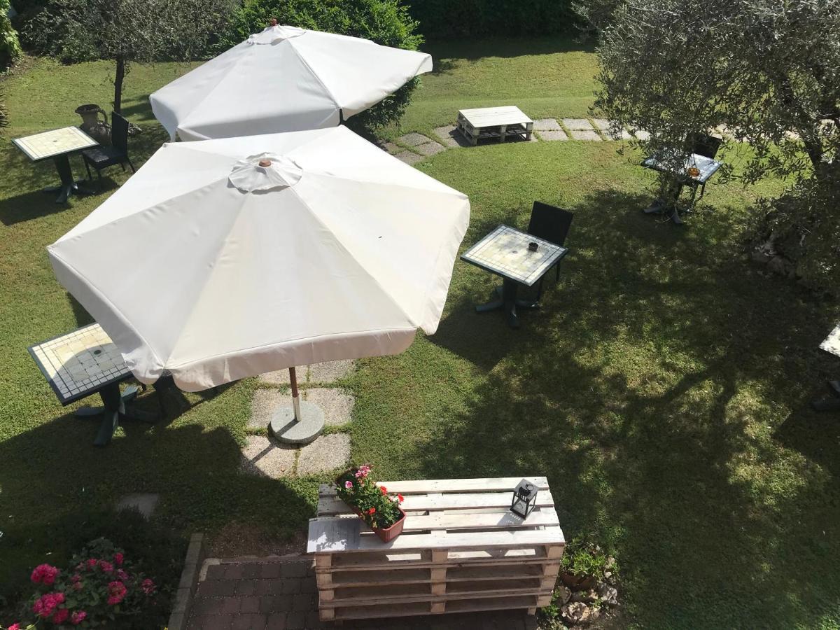 Bed And Breakfast D&D Cardano Al Campo Esterno foto